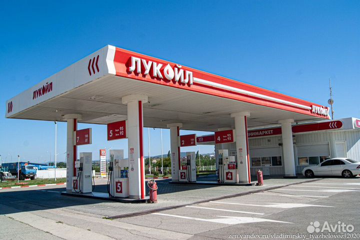 Заправщик АЗС Лукойл, Красная горка