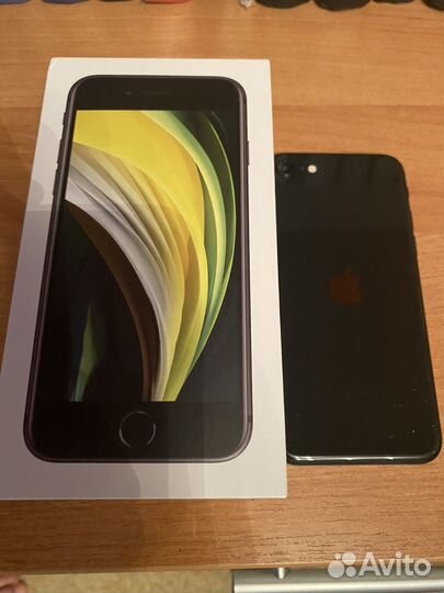Телефон iPhone SE 2020