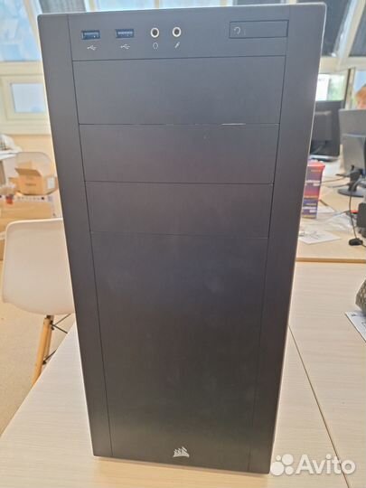 Продам корпус Corsair