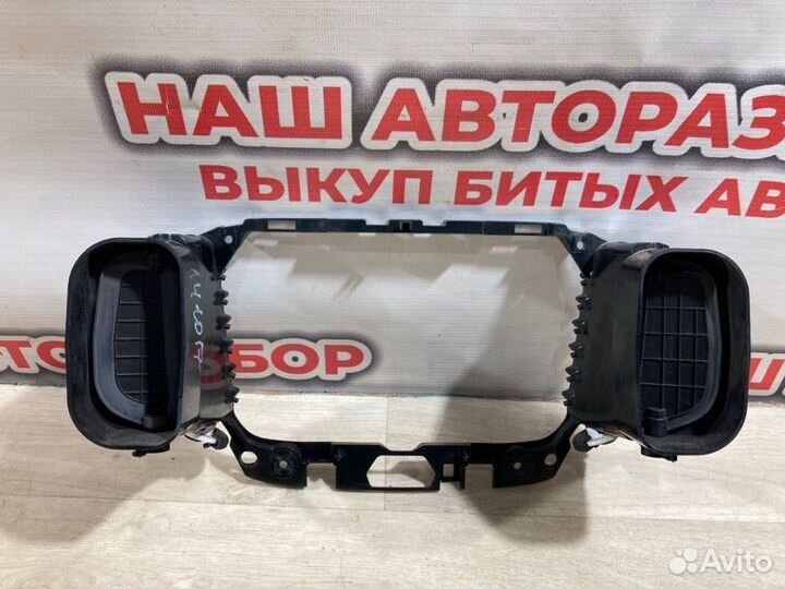 Дефлектор воздушный LADA Vesta седан 2017