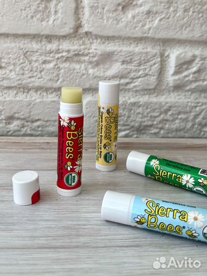 Бальзам для губ с iherb и многое другое