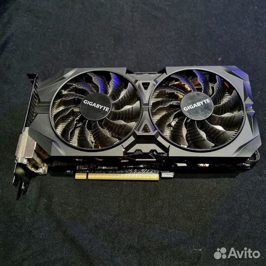 Видеокарта Gigabyte AMD Radeon R9 380 4GB