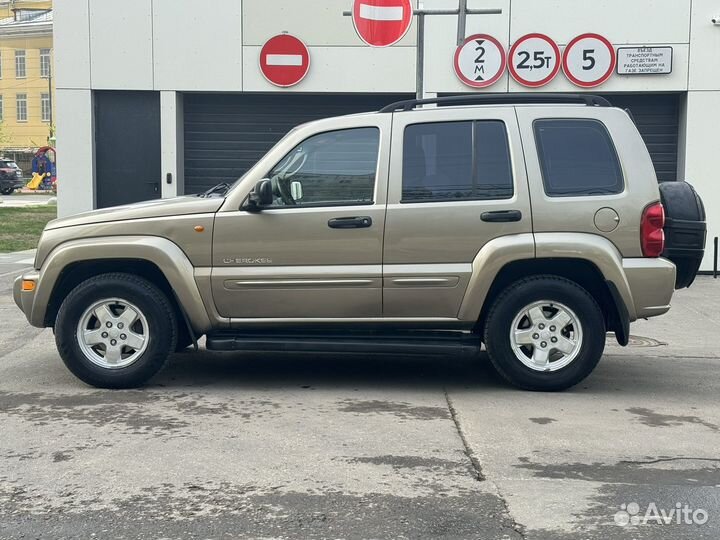 Jeep Cherokee 3.7 AT, 2003, 275 225 км