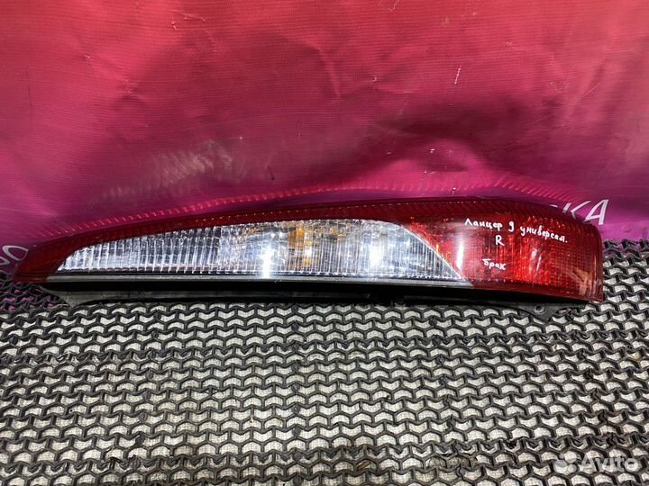 Фонарь задний правый Ланцер 9(универсал)