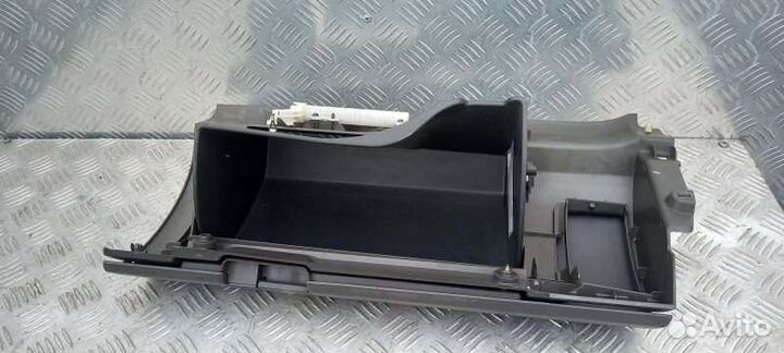 Бардачок Nissan Xterra Ii (2005-2015) 4.0 I VQ40