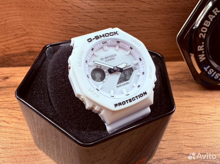 Часы Casio G-Shock GA-2100