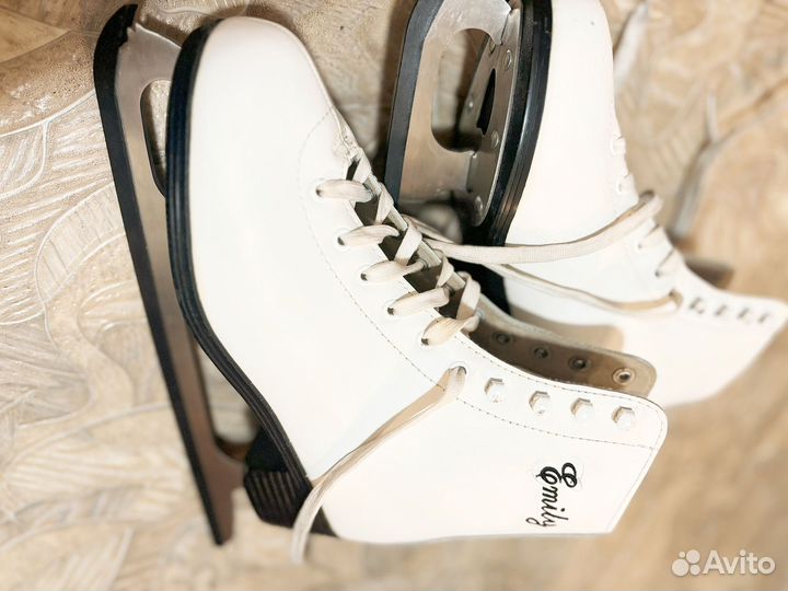 Коньки фигурные 38 39 размер