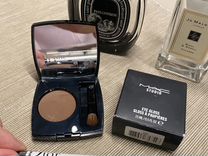 Тени Mac Lightly Tauped подводка Dior белая