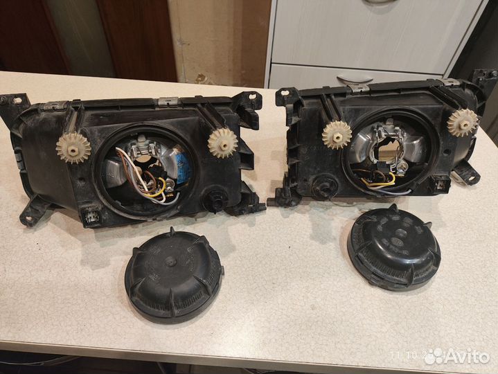 Фары Volkswagen Passat b3