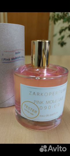 Zarkoperfume Pink Molecule 090.09