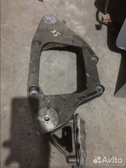 Траверс заднего моста Ауди А4 Б8 8К 8K0599287G