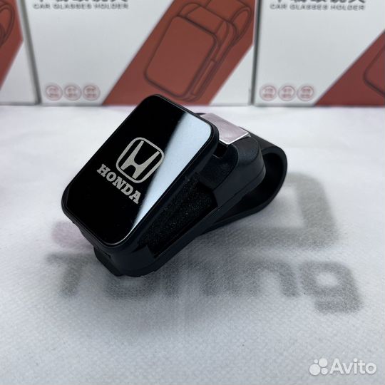 Держатель для очков Honda