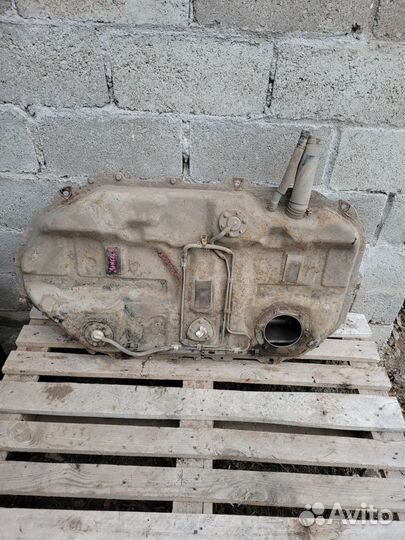 Бензобак бак топливный Mitsubishi Lancer 9 2008