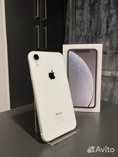 iPhone Xr, 64 ГБ