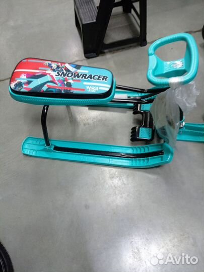 Детский снегокат новый
