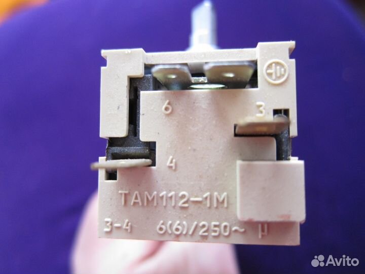 Терморегулятор там112-1М (контакта 3, ножки 4)