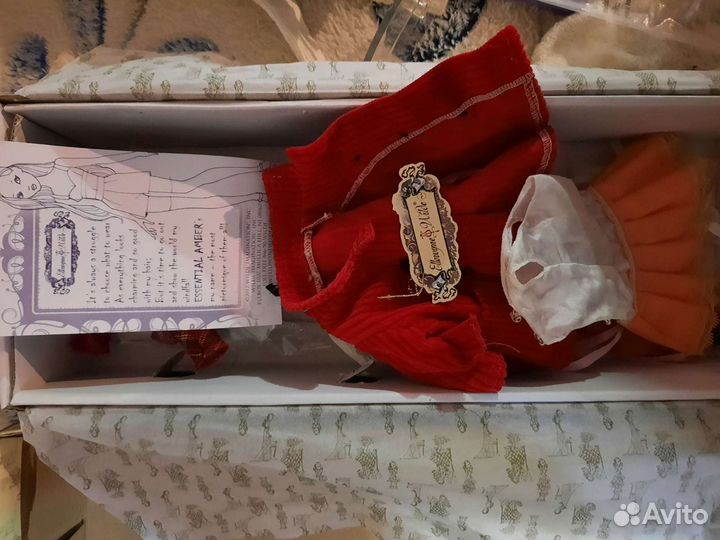 Кукла Tonner Essential Amber Ellowyne Wilde