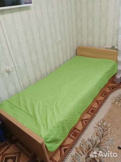 Продается комплект мебели