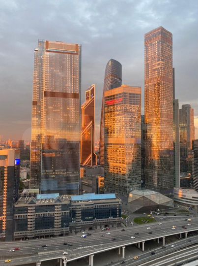 Комната 22 м² в 3-к., 39/43 эт.