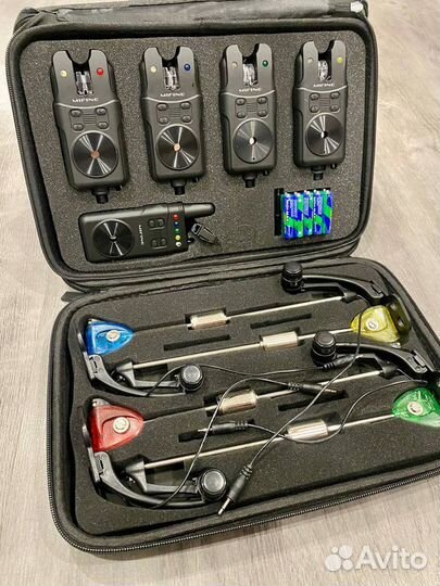 Комплект качественных сигнализаторов поклевки со свингерами