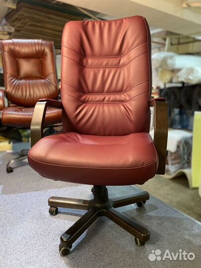 Кресло офисное