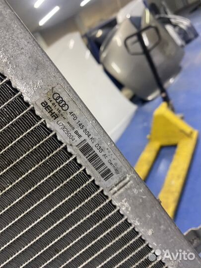 Радиатор охлаждение дополнительный Audi A6 C6