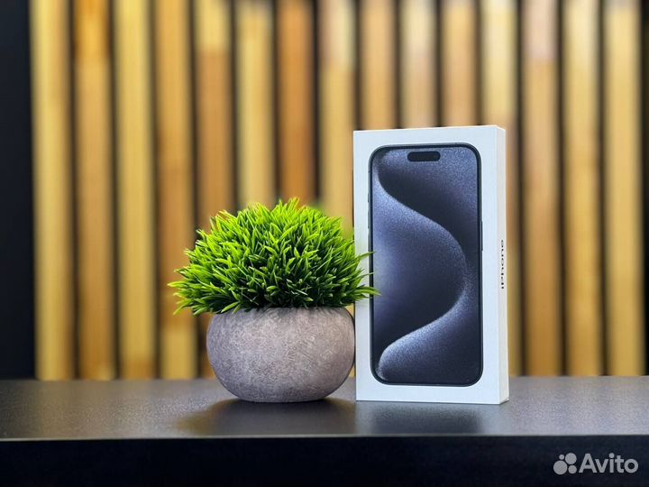 iPhone 15 Pro, 256 ГБ