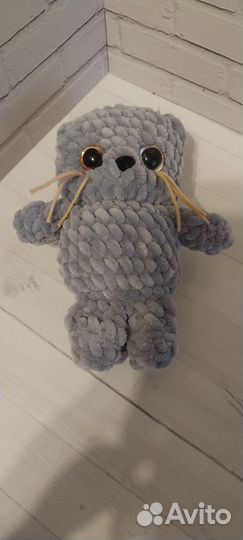 Вязанный кот басик