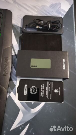 Samsung Galaxy S23, 8/256 ГБ