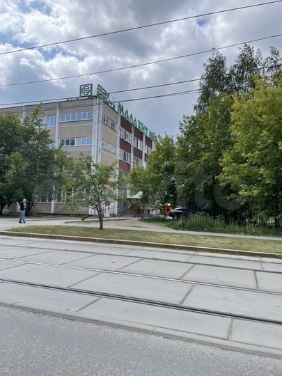 Здание, 200 м²