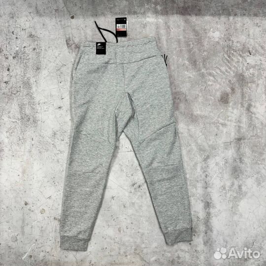 Штаны Nike Tech Fleece для спорта