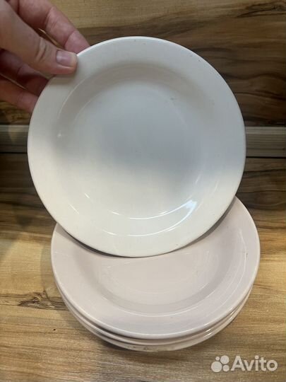 Тарелки разные