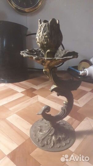 Старинный бронзовый подсвечник