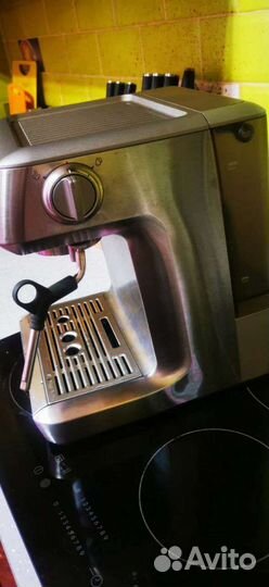 Рожковая кофемашина bork