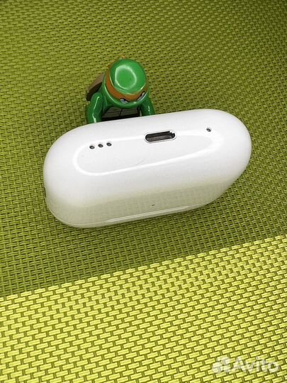 Кейс футляр бокс для Airpods pro pro 2 оригинал