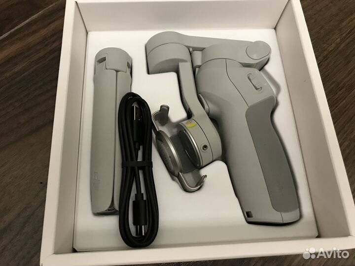 DJI Osmo Mobile 4 SE серый