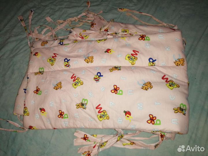 Бортики в детскую кроватку