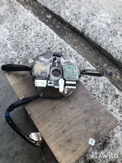 Подрулевой переключатель subaru impreza GF 1