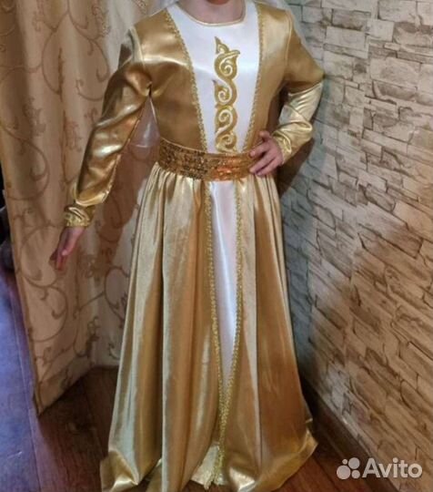 Национальное платье