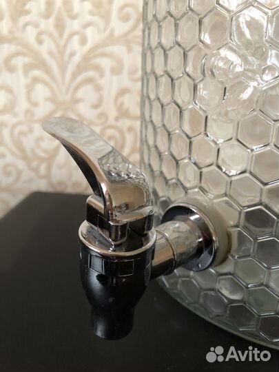 Лимонница для напитков с краном