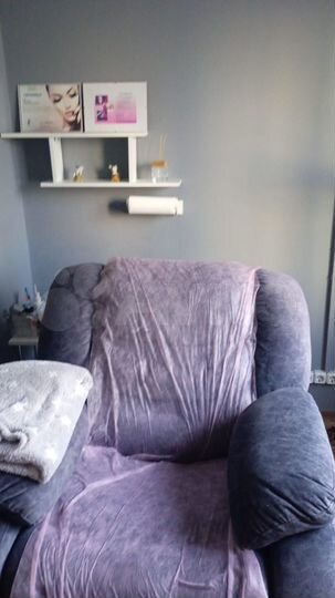 Кабинет мастеру по наращиванию ресниц