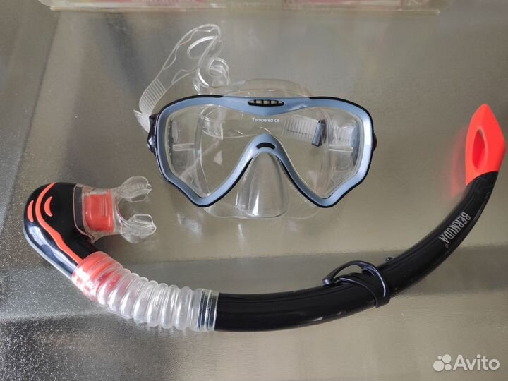 Маска и трубка для плавания
