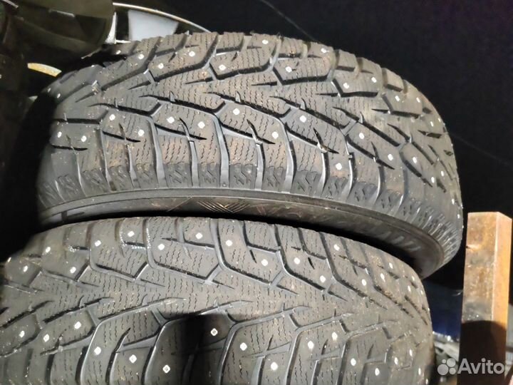 Yokohama Ice Guard IG55 215/65 R16 102T