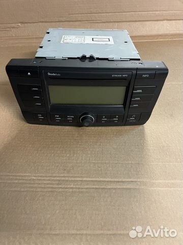 Штатная магнитола Skoda Octavia A5