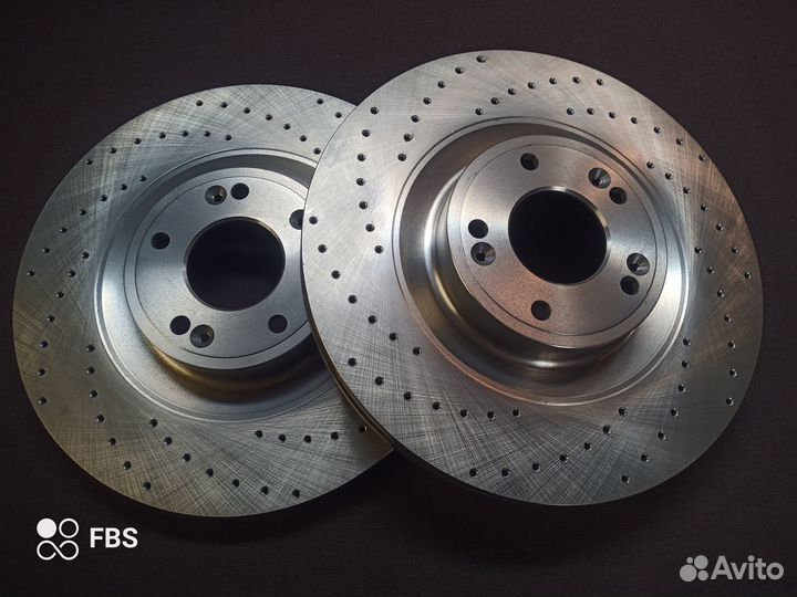 Передние тормозные диски KIA quoris перфорированны