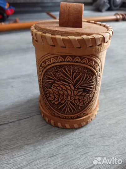 Берестяная шкатулка и туесок