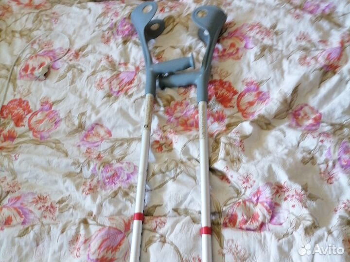 Костыли под локоть