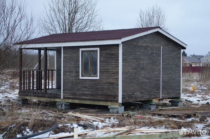 Летний дачный домик 4.6х5.8м. из бытовок