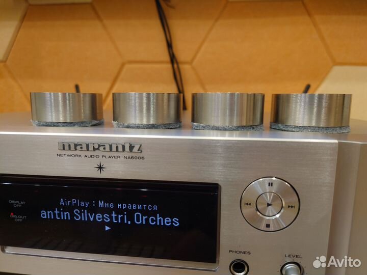 Ножки под акустику и аппаратуру