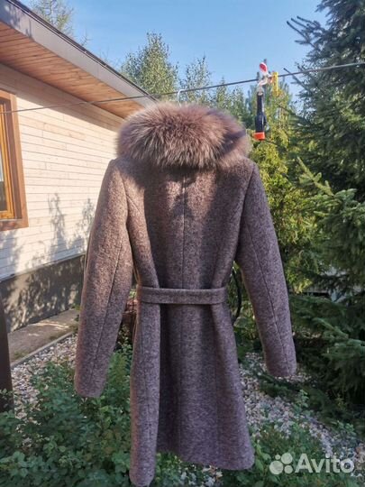 Пальто с песцом